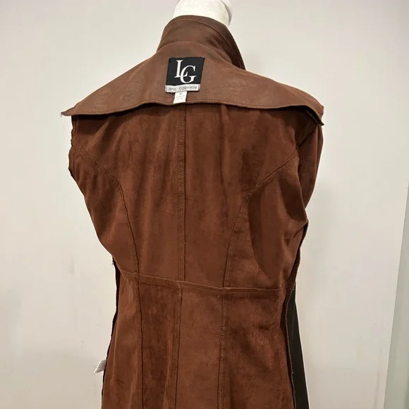 Mahogany Brown Military Style Faux Leather Jacket EUC SZ 10 Fitted Slimming - Picture 9 of 9